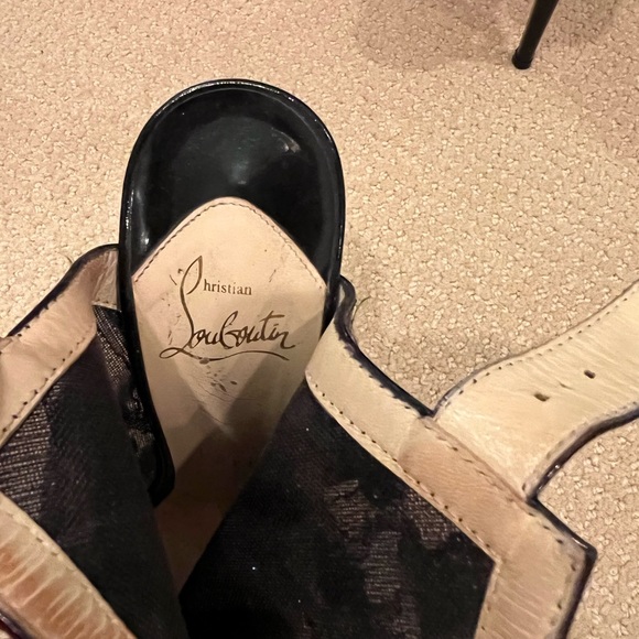 Christian Louboutin ankle strap booties (black & silver). - Picture 7 of 8